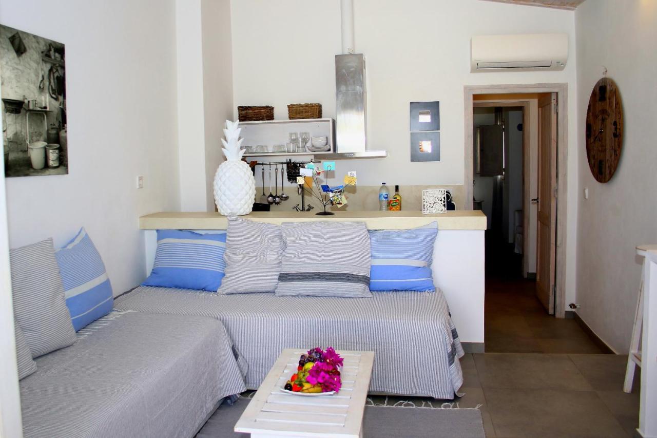 La Hacienda Aparthotel San Ferrán de ses Roques Exteriör bild
