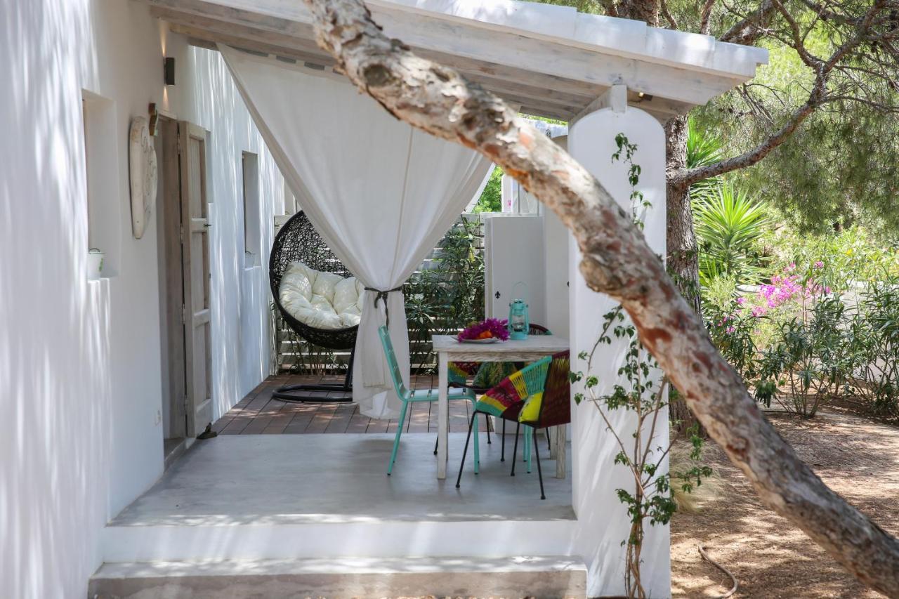 La Hacienda Aparthotel San Ferrán de ses Roques Exteriör bild