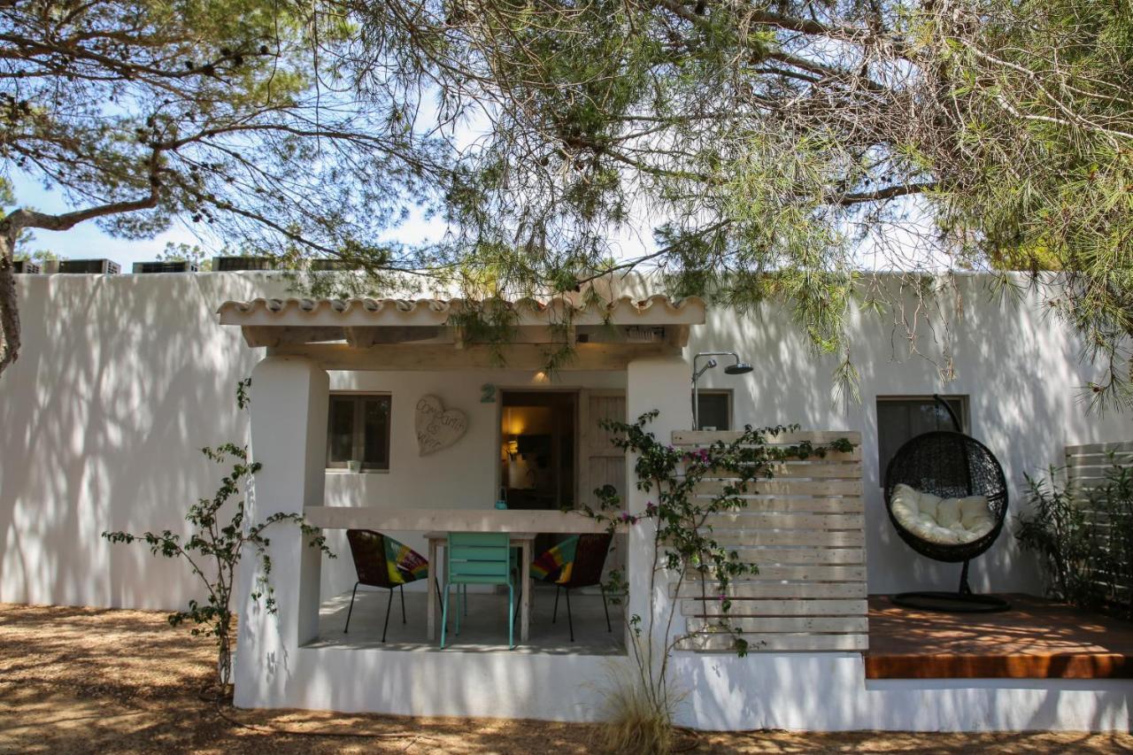La Hacienda Aparthotel San Ferrán de ses Roques Exteriör bild